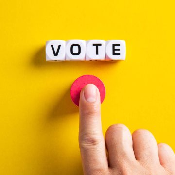 Incorruptible Blockchain Voting System
